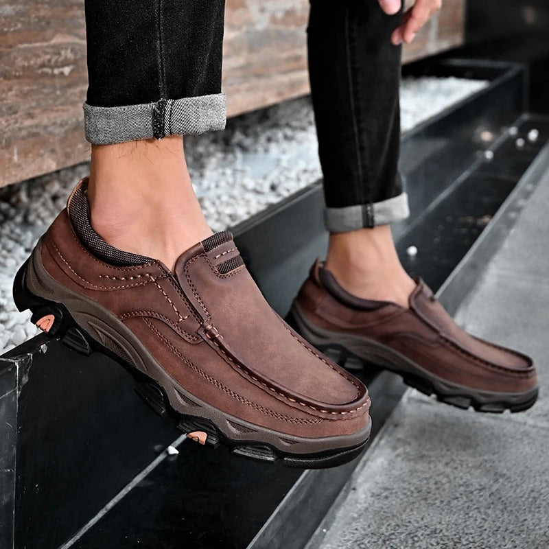 Comfortable Leather Loafer for Women with Moc Toe Slip-On Trail Sole Casual Style