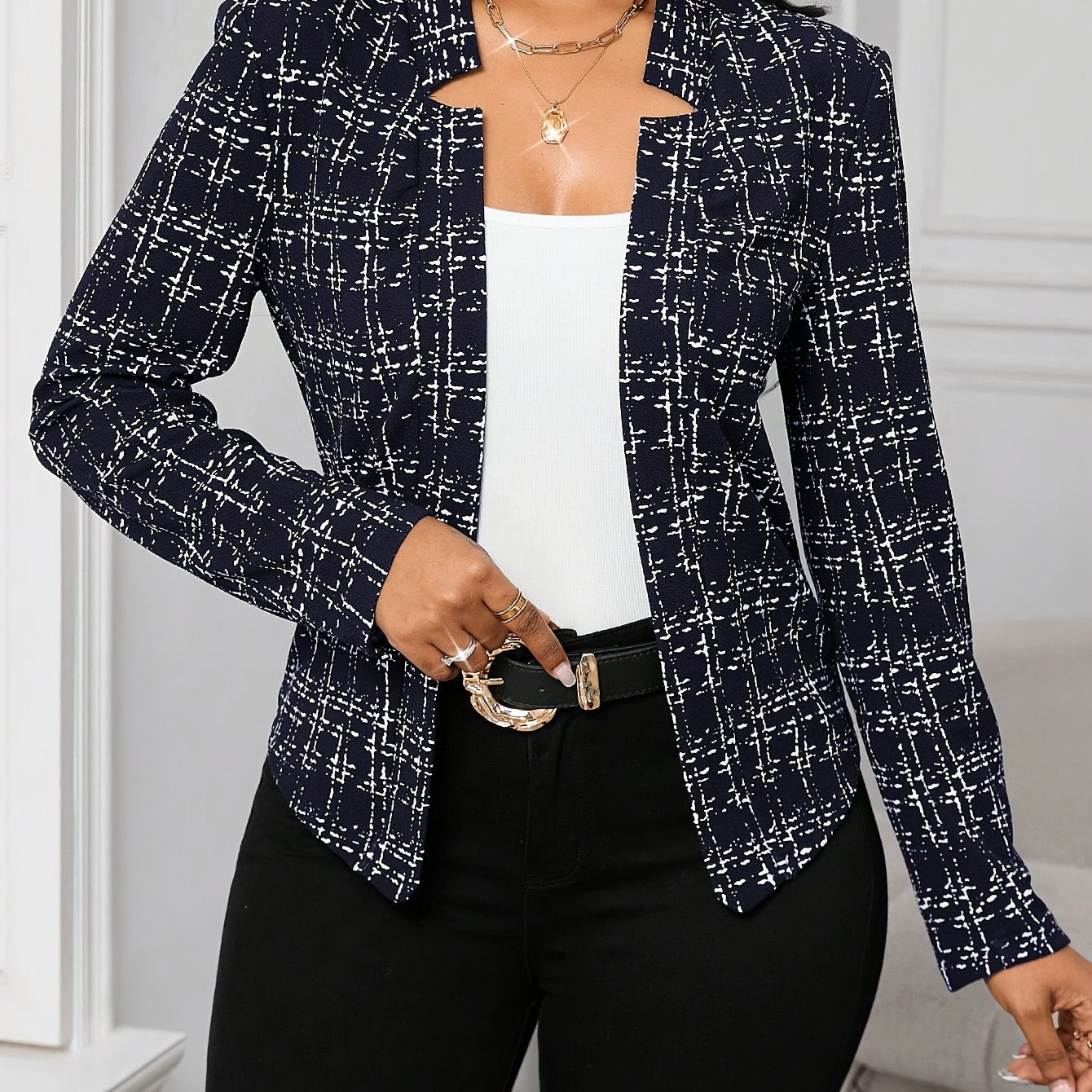 Elegant Plaid Tweed Blazer for Women with Lapel Collar Long Sleeve Open Front Cropped Casual Style