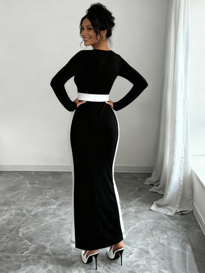 Elegant Black Colorblock Maxi Dress for Women with Square Neck Long Sleeve Bodycon Column Style