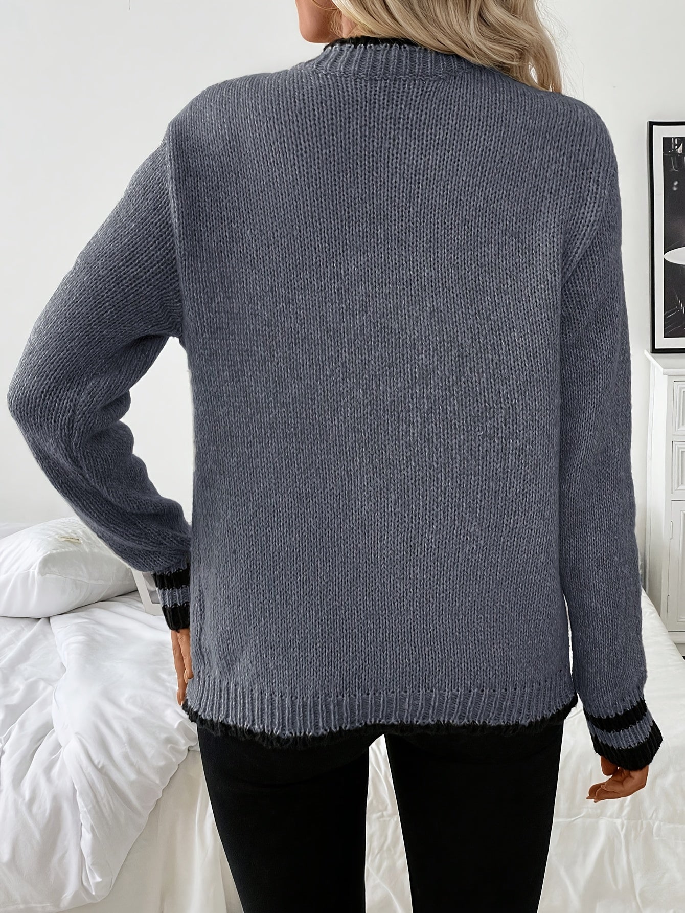 Comfortable Contrast Trim Cardigan Sweater for Women with V Neck Long Sleeve Button Front Knit Style