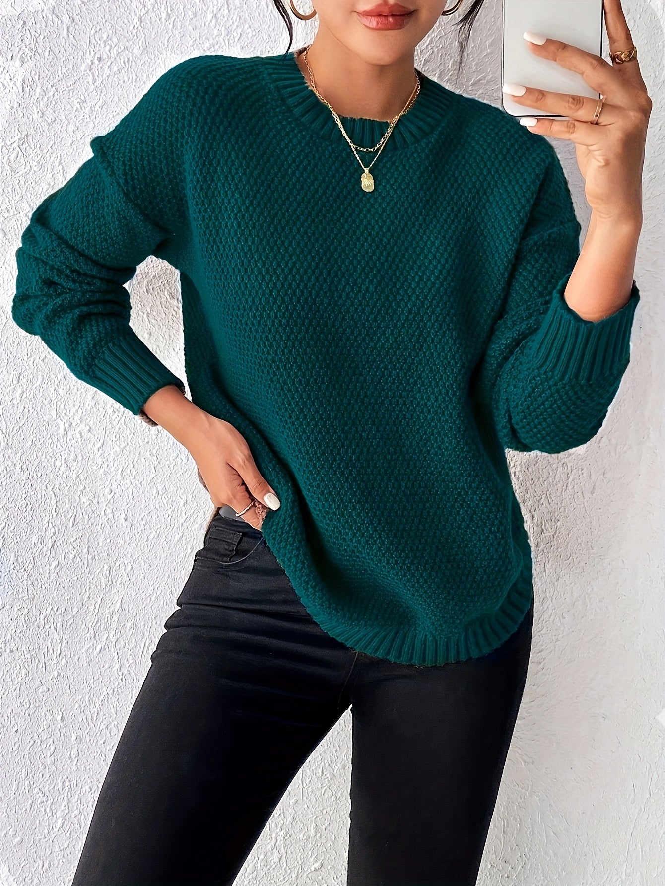 Comfortable Waffle Knit Sweater for Women with Crew Neck Long Sleeve Relaxed Oversized Casual Style