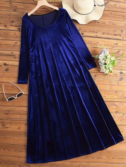 Elegant Velvet Maxi Dress for Women with Scoop Neck Long Sleeve Flowing Caftan Style