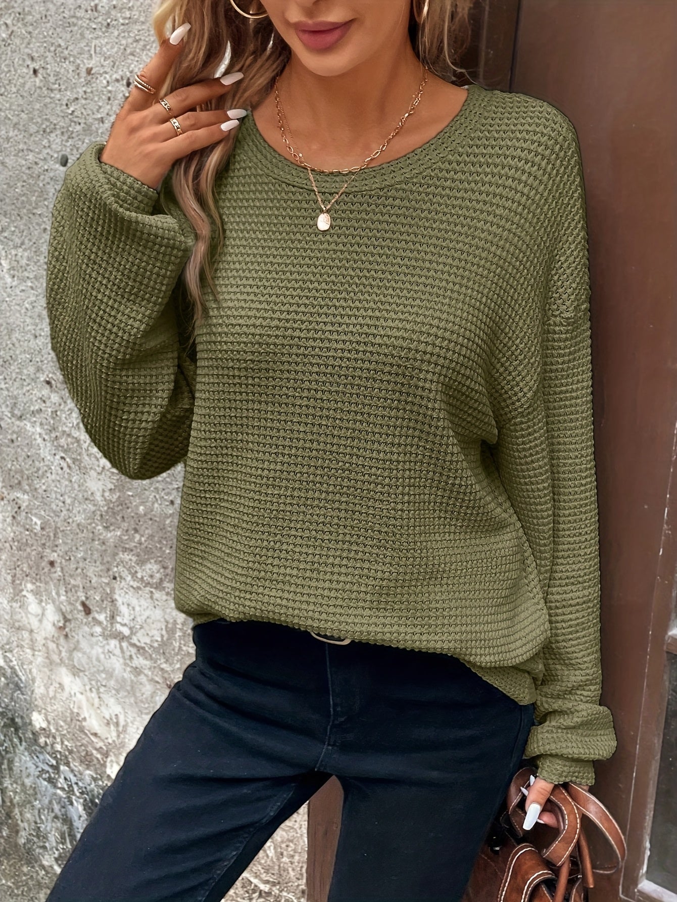 Comfortable Waffle Knit Sweater for Women with Crew Neck Long Sleeve Relaxed Oversized Casual Style