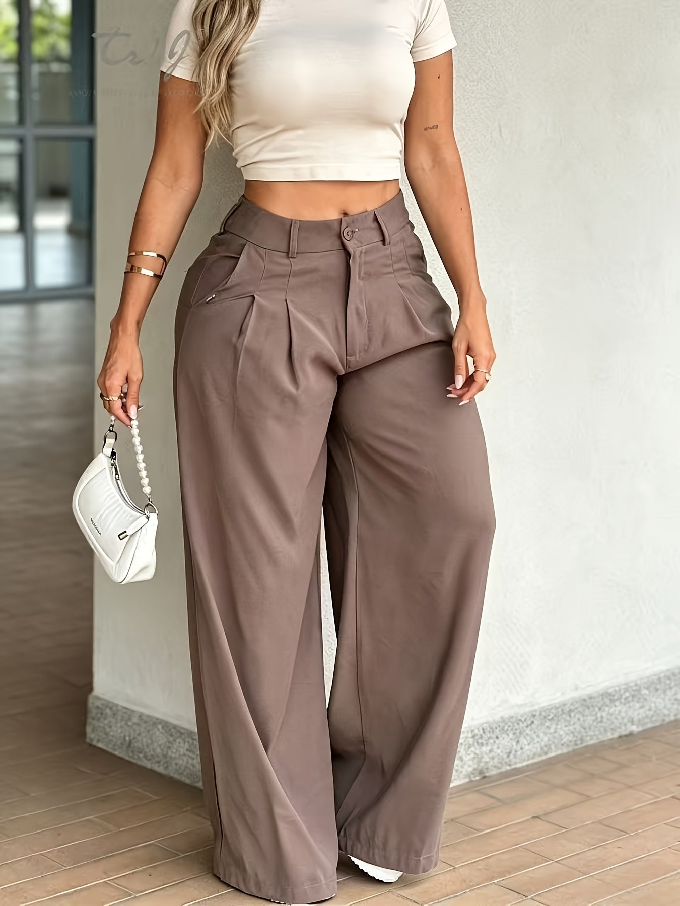 Effortless Wide Leg Trousers for Women with High Waist Pleated Front Relaxed Tailored Style