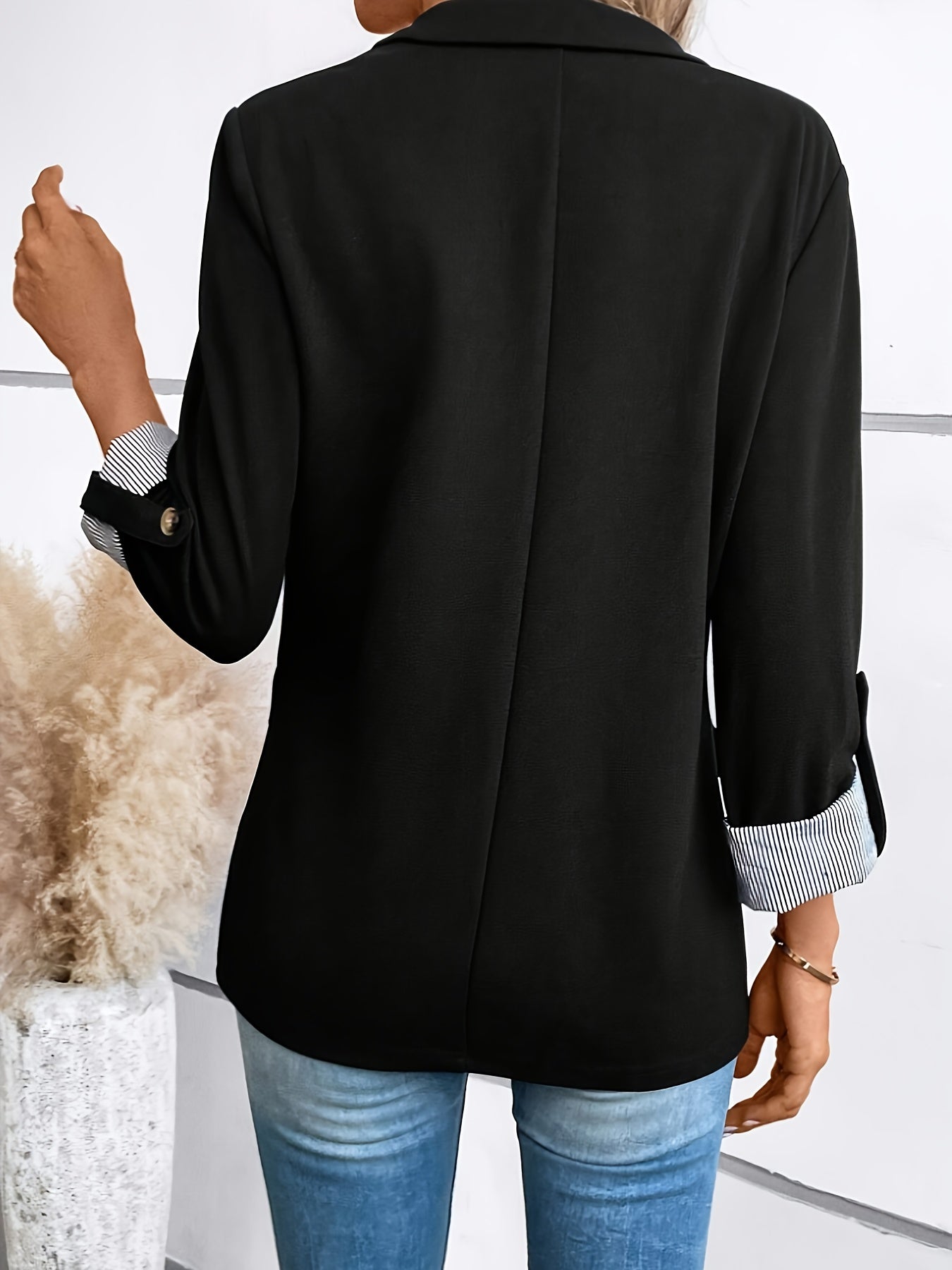 Elegant Blazer Jacket for Women with Notch Lapel Roll Tab Sleeve Striped Cuff Relaxed Style