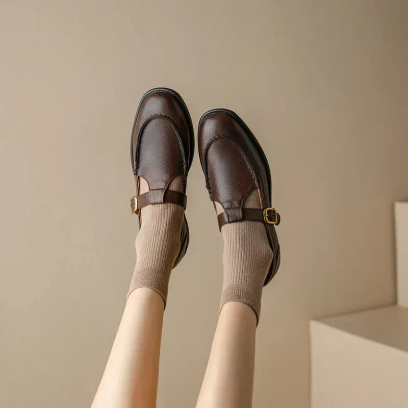 Elegant Leather Mary Jane Flat for Women with T Strap Buckle Round Toe Vintage Style