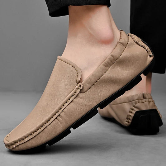 Comfortable Leather Driving Loafer for Women with Moc Toe Slip On Flexible Sole Casual Style