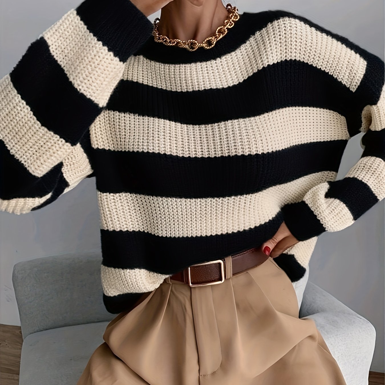 Comfortable Striped Sweater for Women with Crew Neck Long Sleeve Relaxed Oversized Knit Style