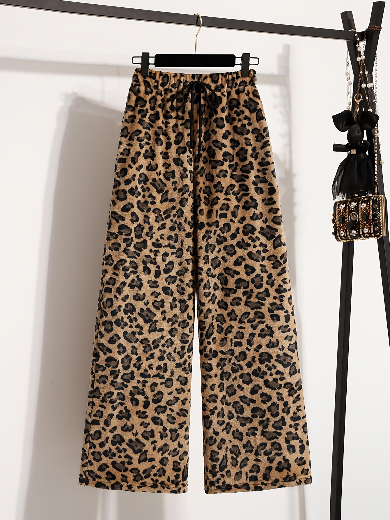 Comfortable Printed Fleece Pajama Pants for Women with High Waist Drawstring Wide Leg Cozy Style