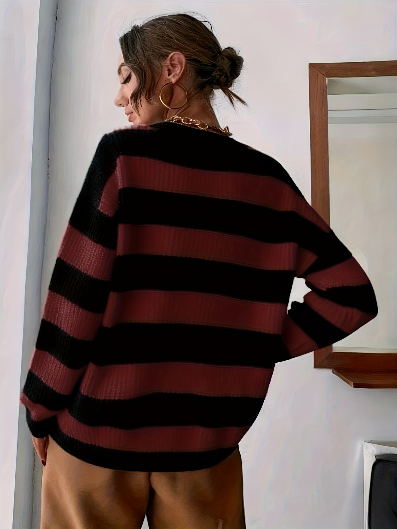 Comfortable Striped Sweater for Women with Crew Neck Long Sleeve Relaxed Oversized Knit Style