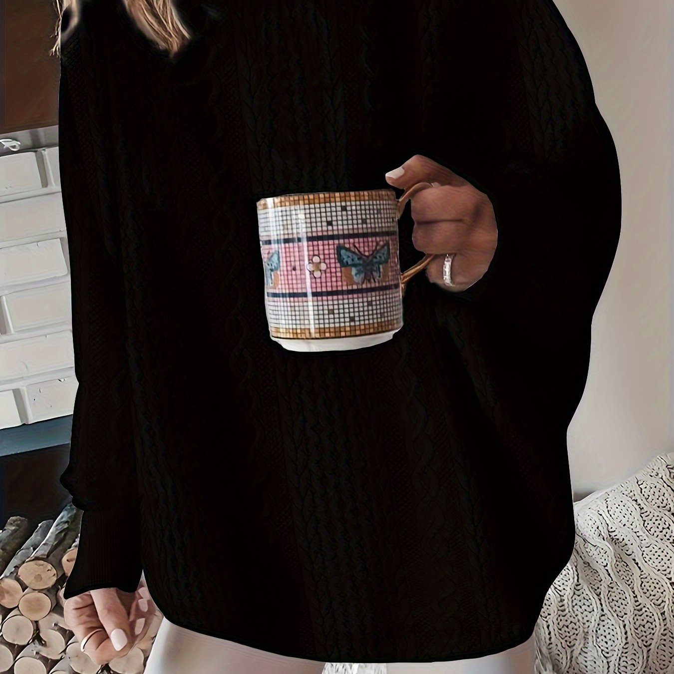Comfortable Cable Knit Sweater for Women with Round Neck Long Sleeve Relaxed Oversized Knit Style